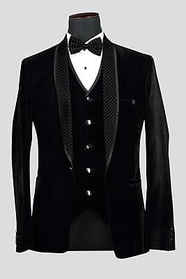 Sleek Black Knight Suit