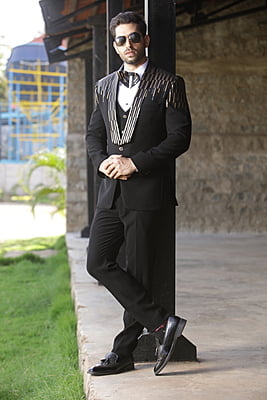 Elegant Black Designer Suits Full Set