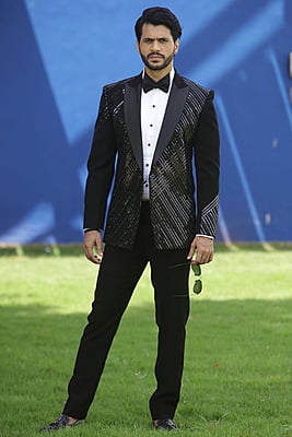 Marvel Designer Suits Full Set Marvel Designer Suits Full Set